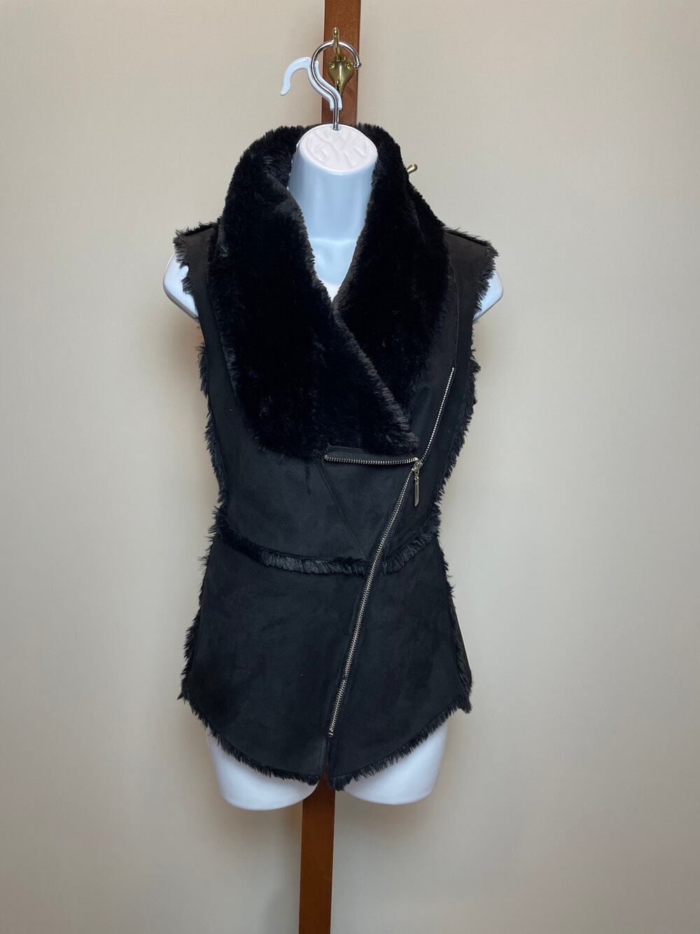 White House Black Market Black Faux Leather Vest Faux Fur Lined Asymmetrical Zip